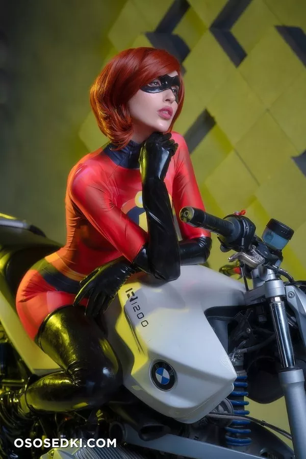 Helen & Violet Parr - The Incredibles - Photo 6