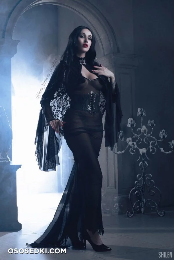 Morticia Addams - The Addams Family - Photo 14