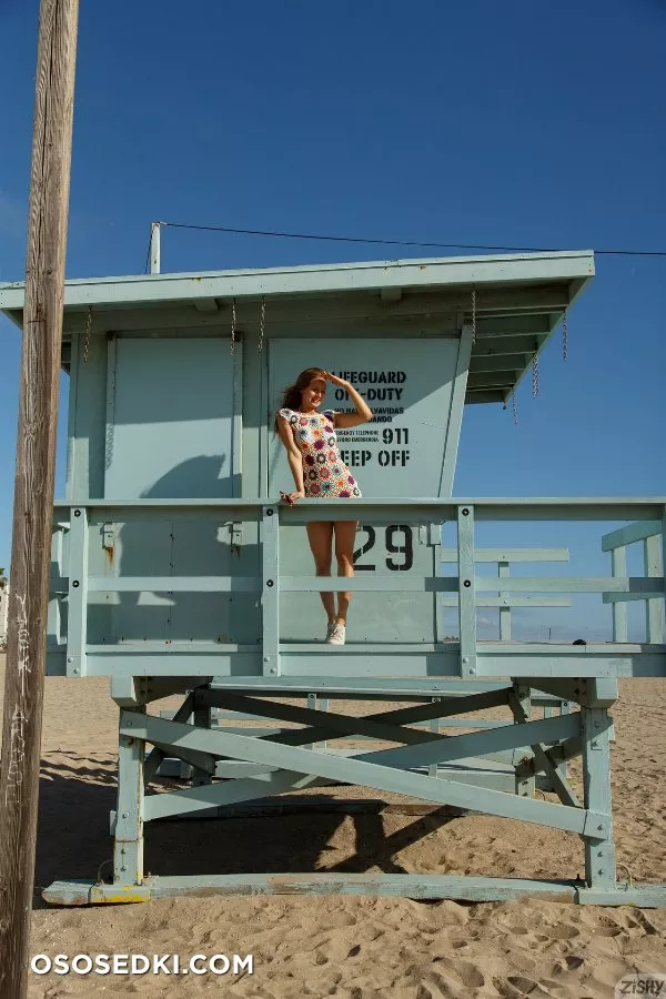 Isabella Herzog Autumn In LA - Photo 25