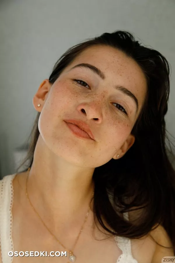 Tamara Damachuk Gives The Slow Reveal - Photo 38