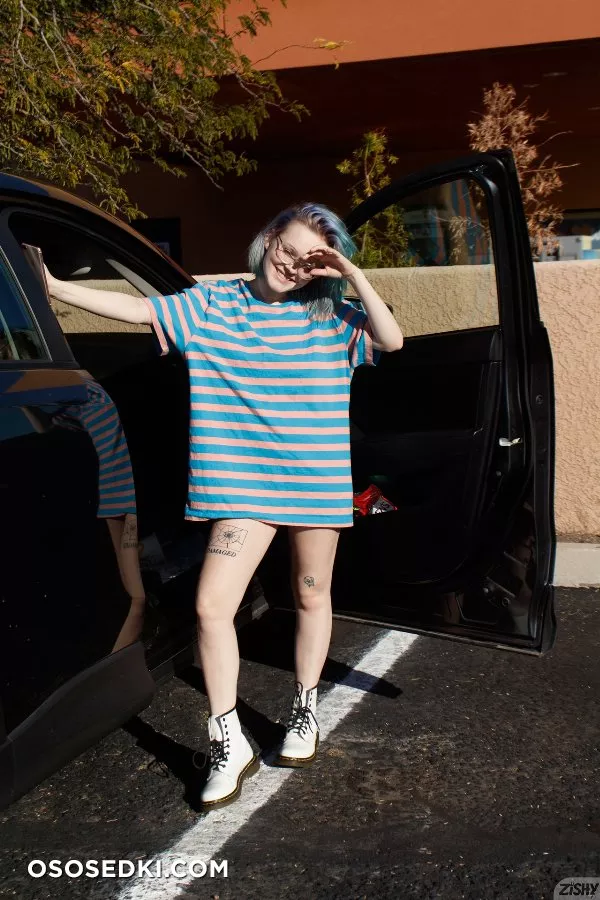 Vonnie Bean No Pants Pizza - Photo 2