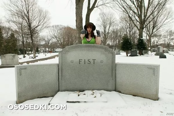 Daisy Wensday Merry Fistmas - Photo 22