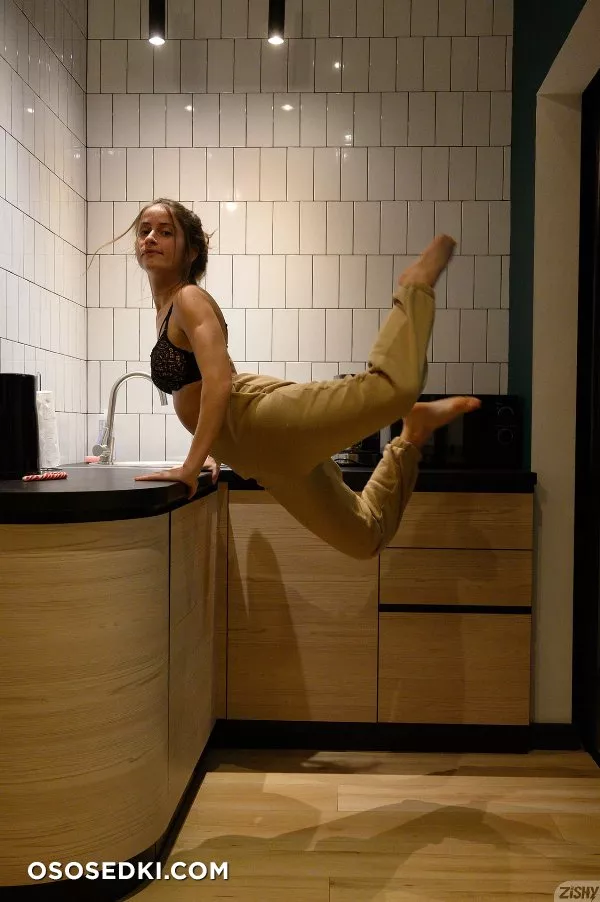 Irina Dyvyn Meanwhile In Europe - Photo 9