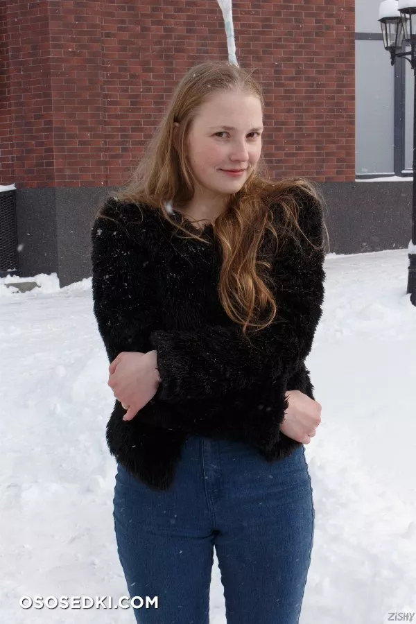 Lida Nowak Snow Is Quiet - Photo 4