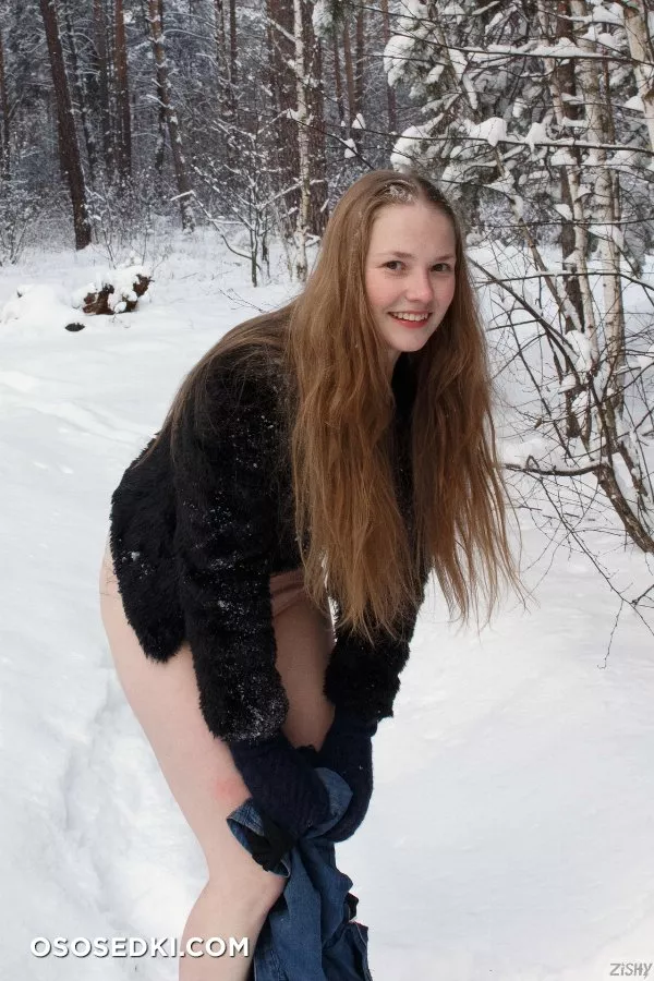 Lida Nowak Snow Is Quiet - Photo 22