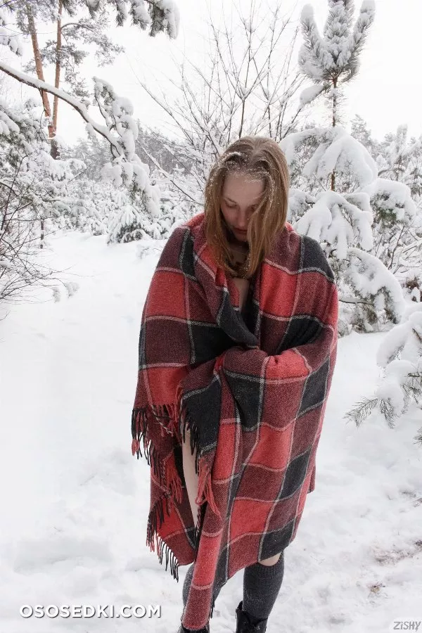 Lida Nowak Snow Is Quiet - Photo 45