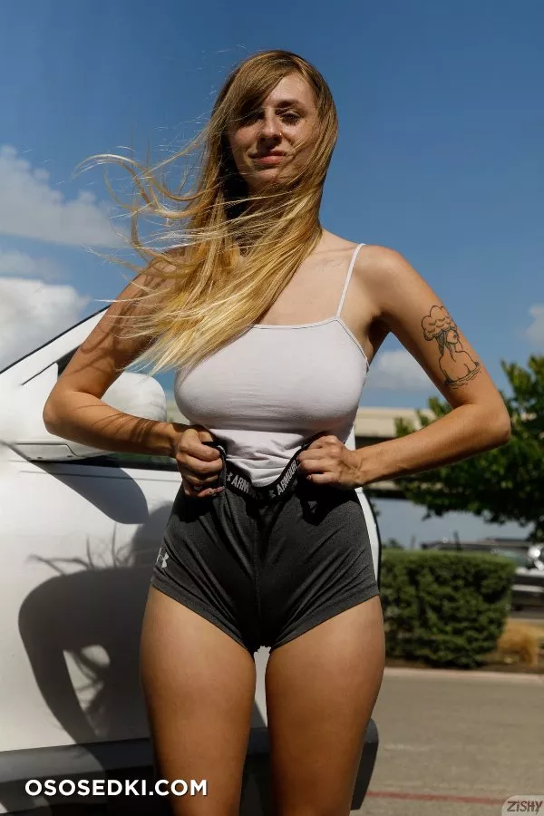 Angel Youngs That High Life - Photo 26