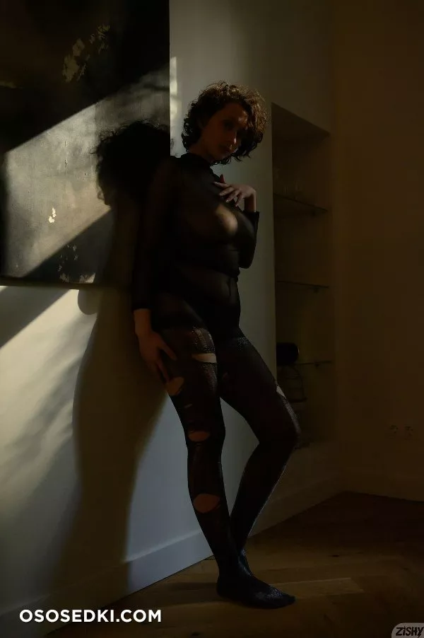 Helga Amor As Dawn E. Darko - Photo 24