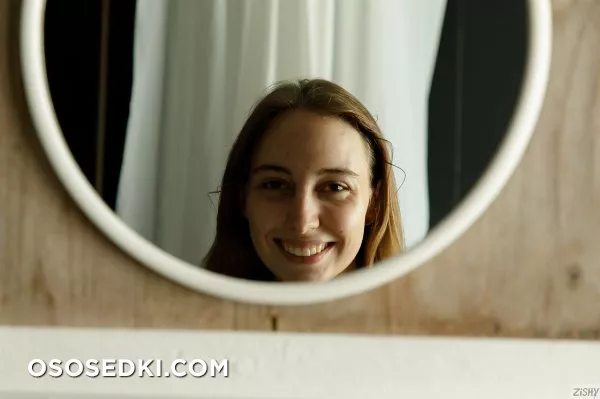 Claudia Veneza Morning Routine One - Photo 5