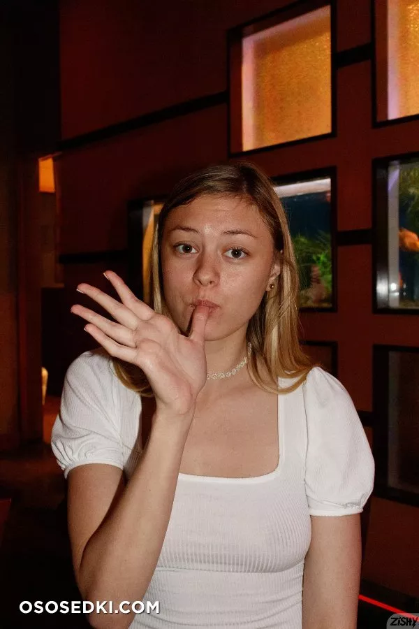 Amber Moore Sushi Nights - Photo 13