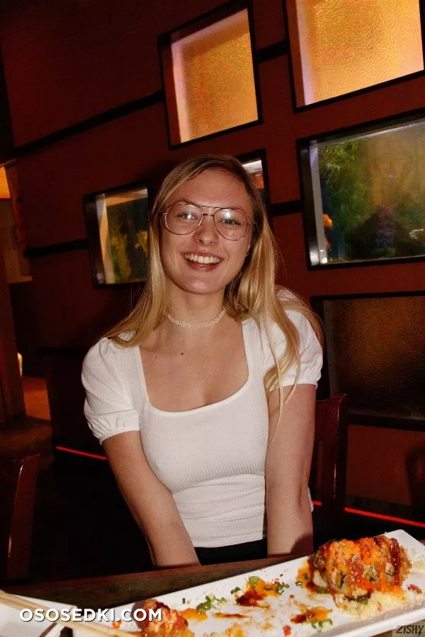 Amber Moore Sushi Nights - Photo 25