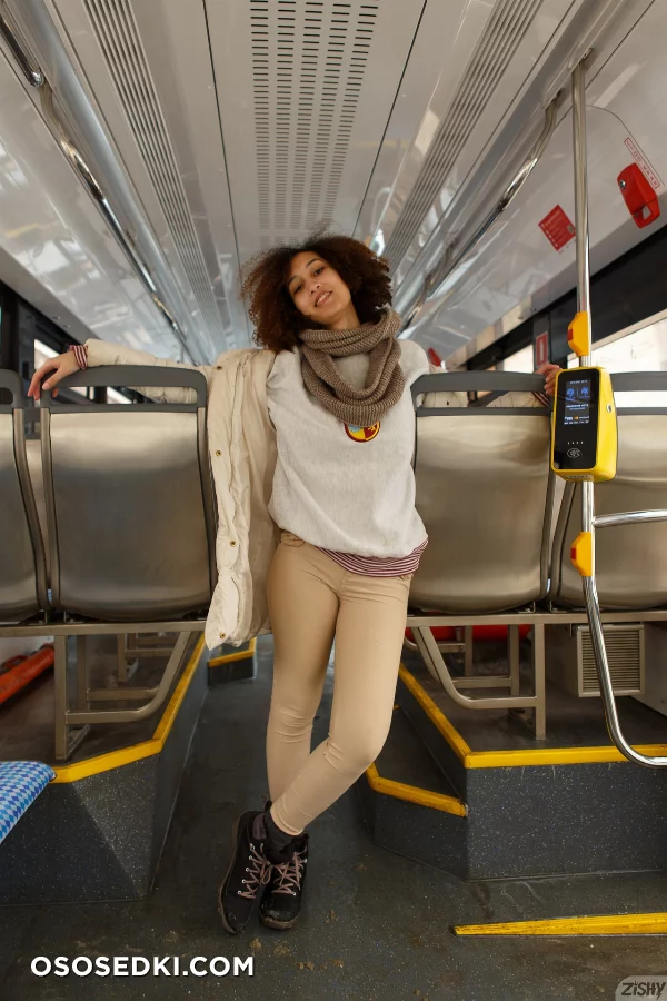 Solana Bardell Moscow Underground - Photo 4