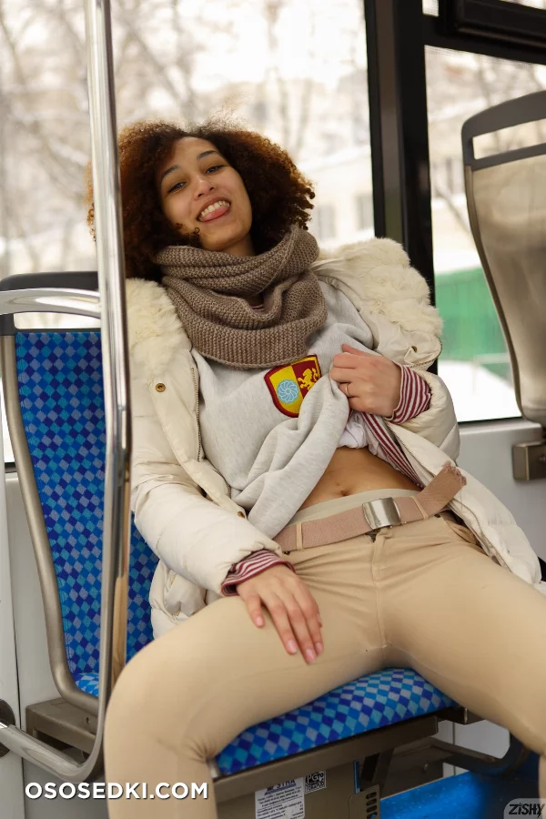 Solana Bardell Moscow Underground - Photo 9