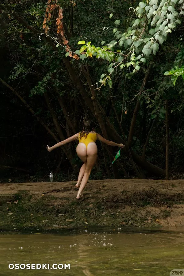 Moon and Suzie Lemon Wedges 2 - Photo 36