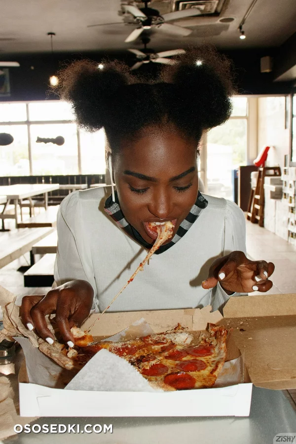 Kelsey Jones Miami Pies - Photo 4
