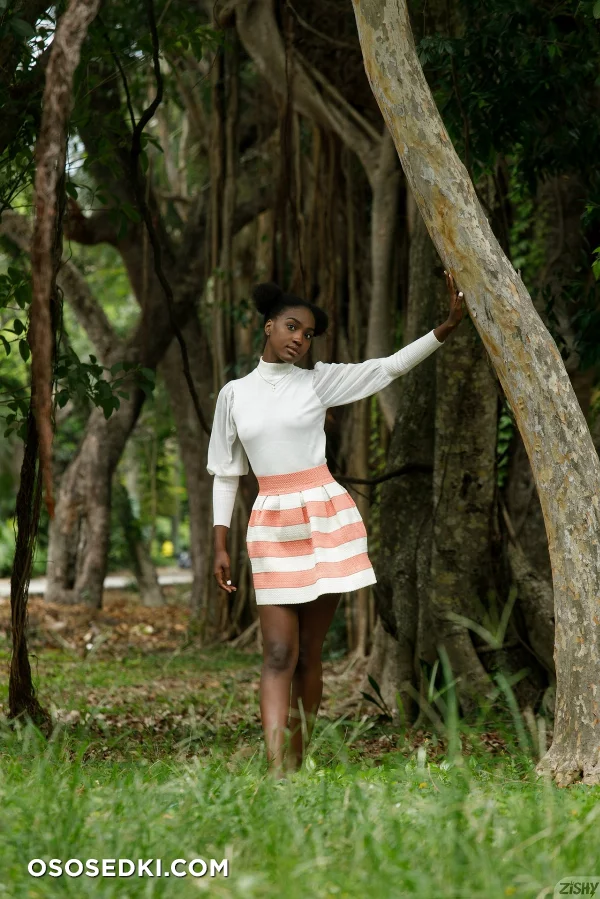Kelsey Jones Miami Pies - Photo 14
