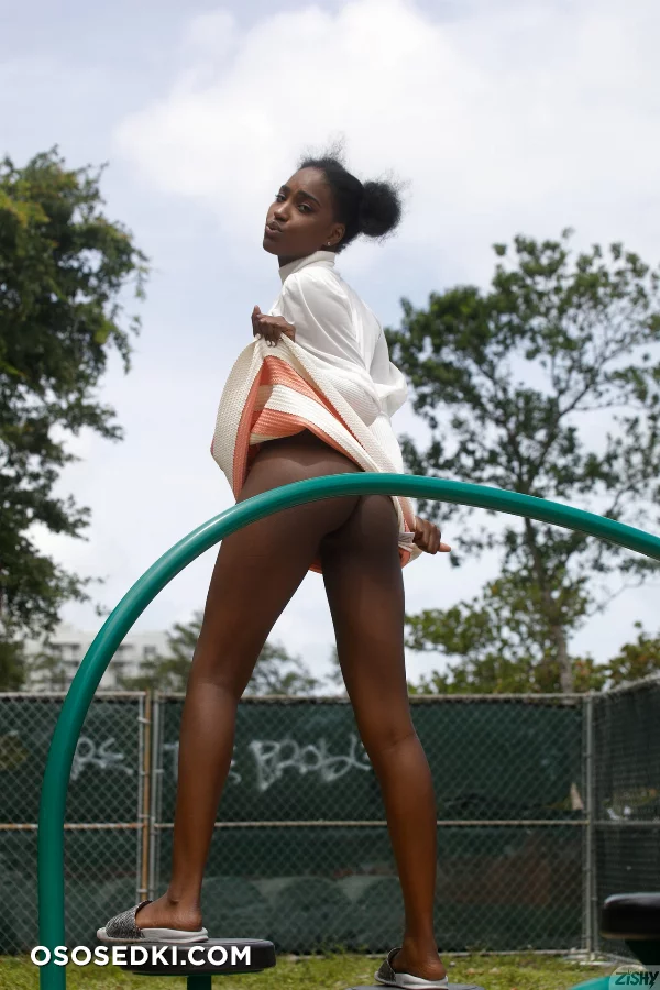 Kelsey Jones Miami Pies - Photo 23