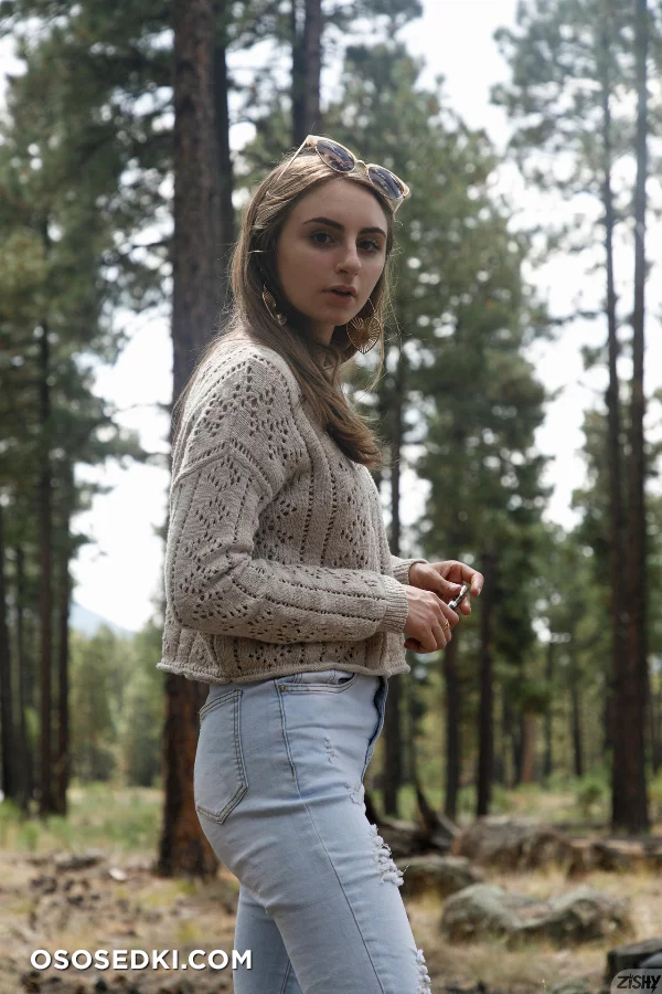 Penelope Kay Has Mountain Cardio - Photo 31