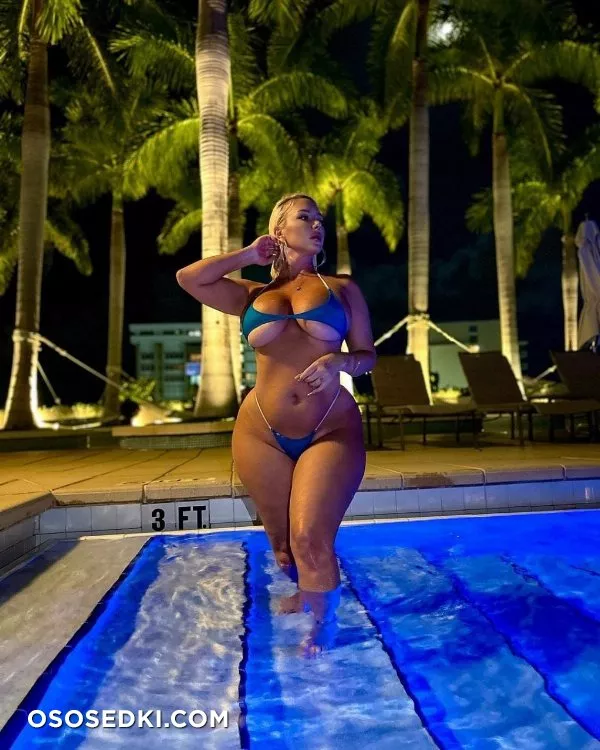 Random Onlyfans Girls 2025 - Photo 363