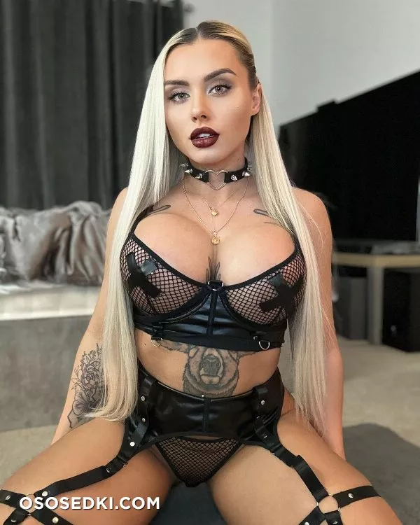 Random Onlyfans Girls 2025 - Photo 502