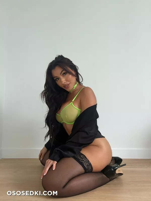 Random Onlyfans Girls 2025 - Photo 561
