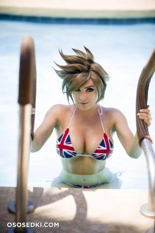 Bikini Tracer | Jessica Nigri - Photo 9