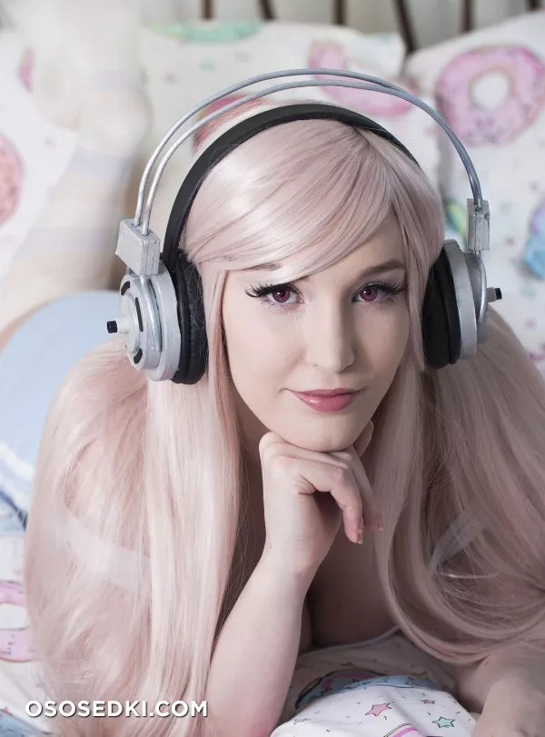 Kelly Jean - Super Sonico Donut Version - Photo 4