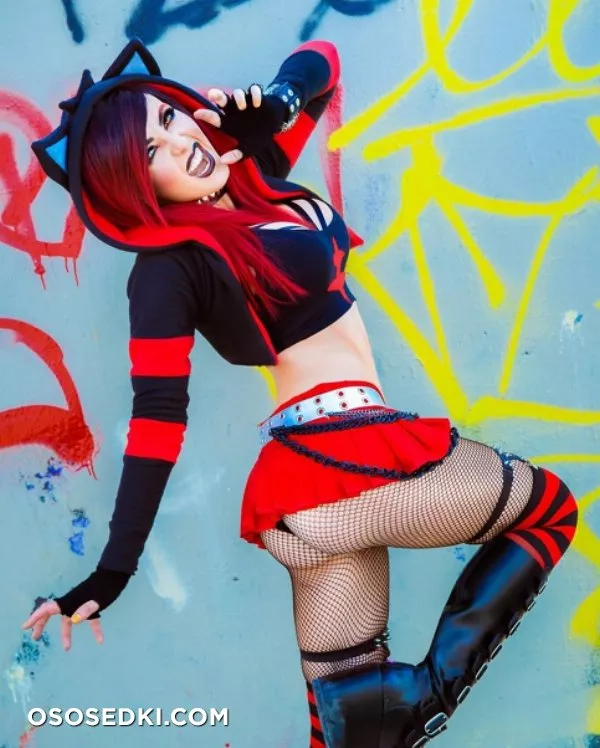 Jessica Nigri as  Various Pokemon - Photo 1