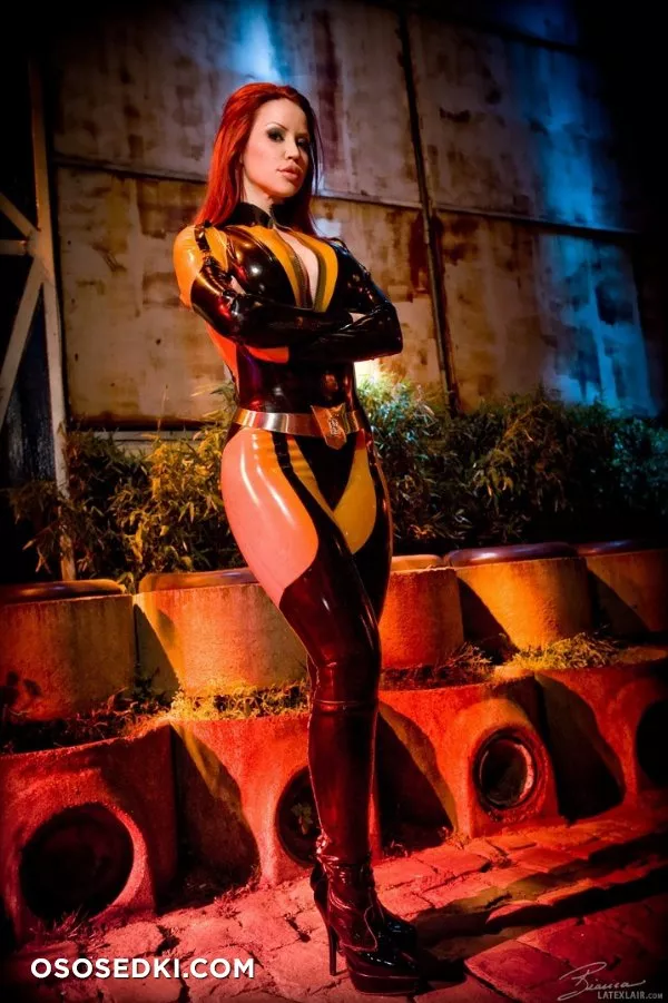 Bianca Beauchamp | DC Comics | Watchmen | Silk Spectre - Photo 32