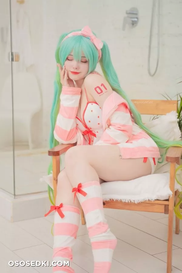 Saya Scarlet | Vocaloid | Hatsune Miku - Photo 1