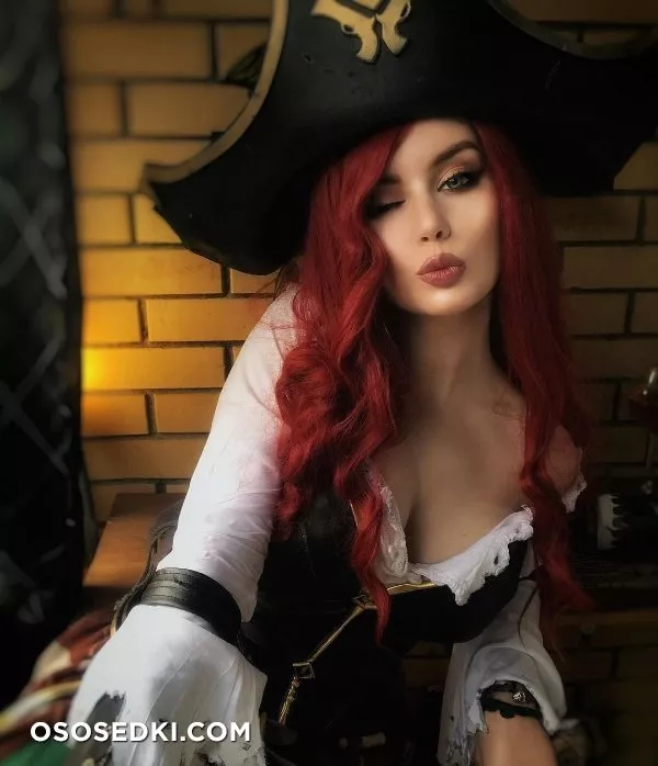 ANGIE ARROW (@roga_na_noge) - Photo 10
