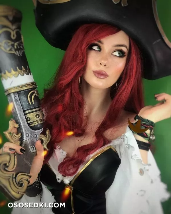 ANGIE ARROW (@roga_na_noge) - Photo 13