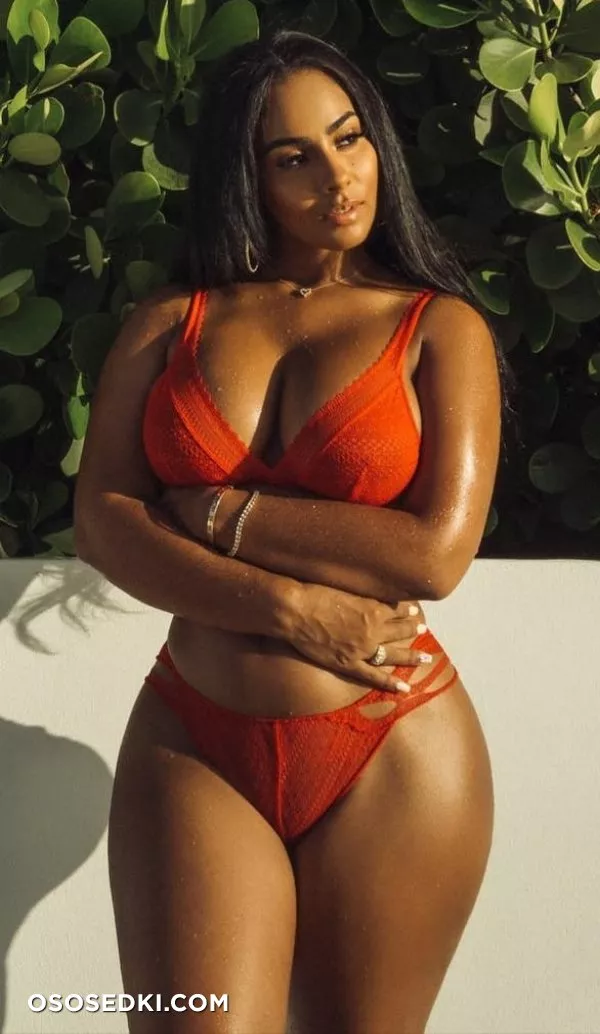 Ayisha Diaz - Photo 14