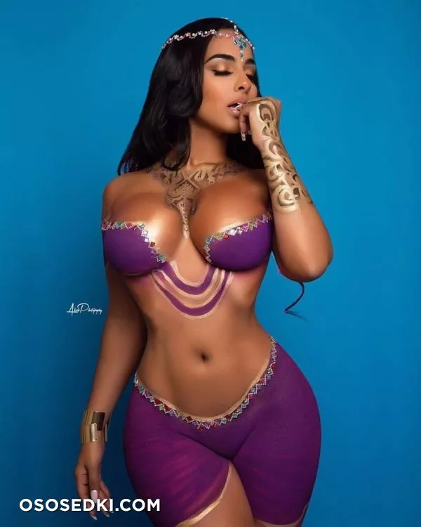 Ayisha Diaz - Photo 15