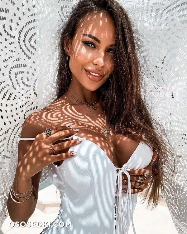 Anna Oohlala - Photo 14