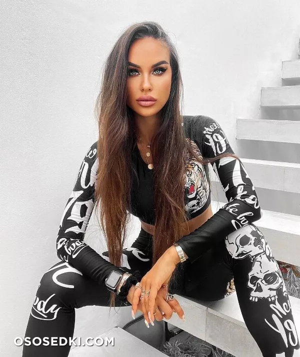 Anna Oohlala - Photo 101