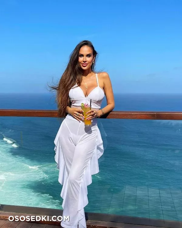 Anna Oohlala - Photo 200