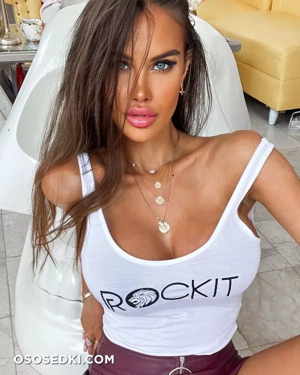 Anna Oohlala - Photo 203