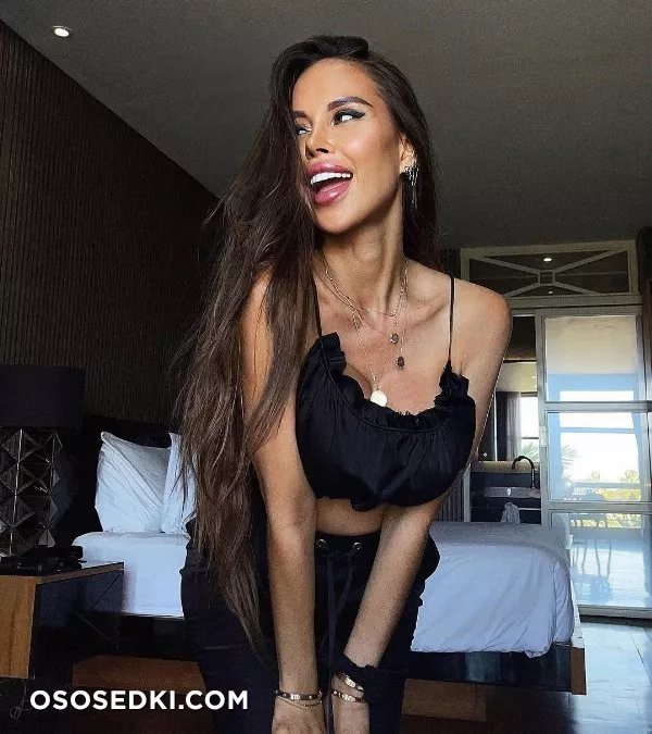 Anna Oohlala - Photo 206