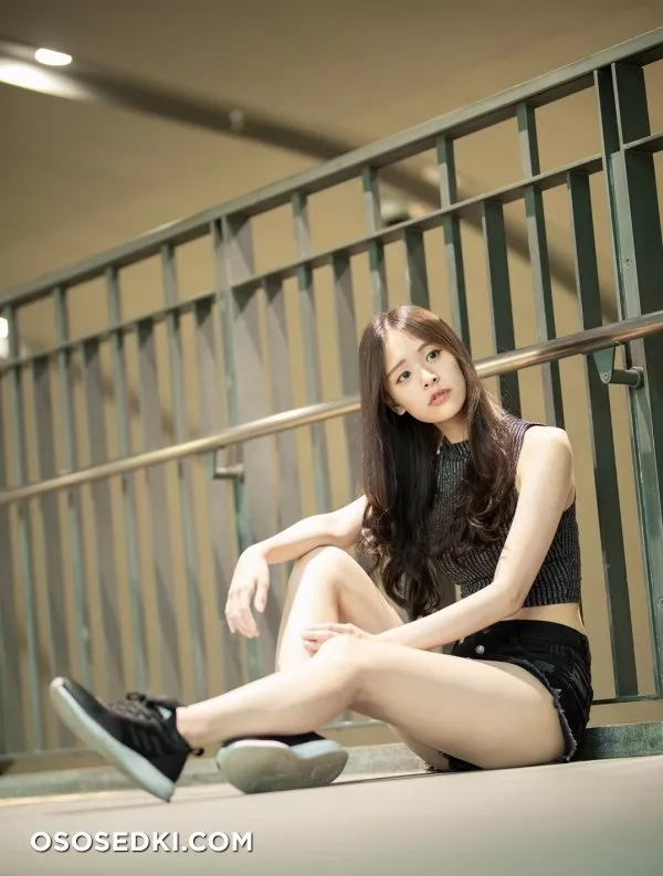 lovely - Photo 1
