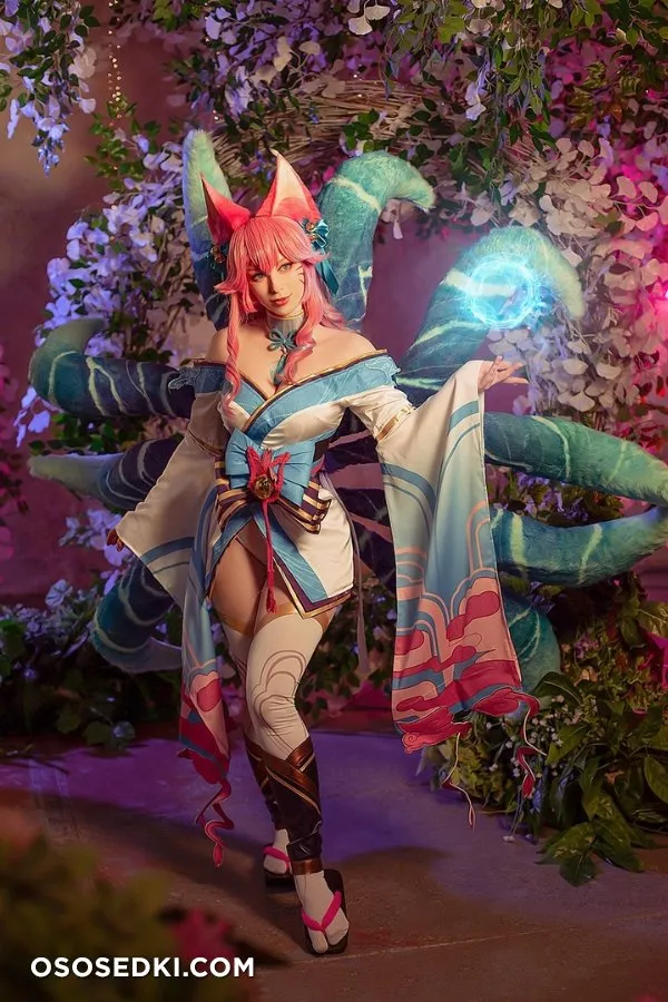 Ahri || League Of Legends - Photo 2