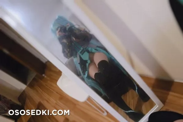 Hatsune Miku - Photo 11
