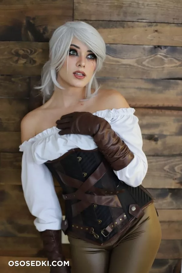 Joanie Brosas  - Photo 15
