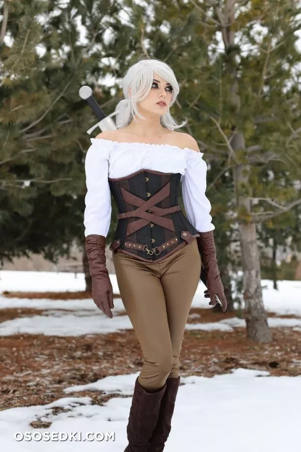 Joanie Brosas  - Photo 24