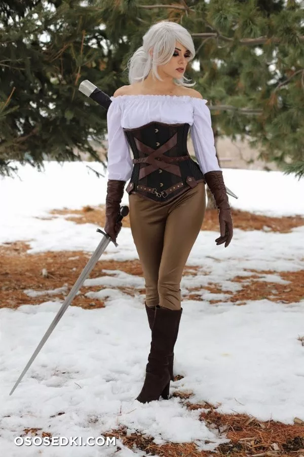 Joanie Brosas  - Photo 28