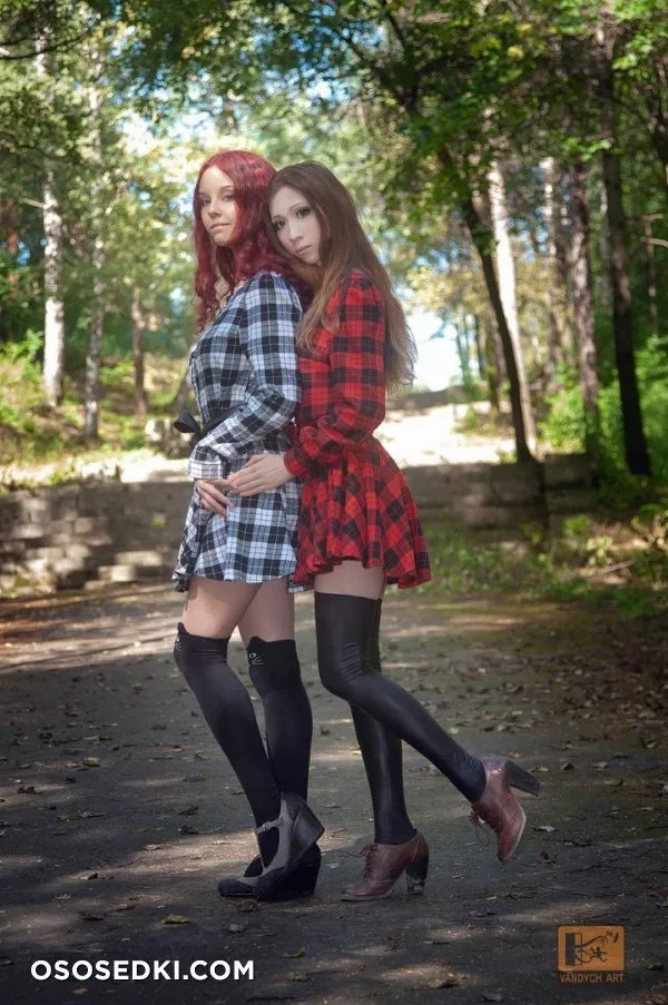Geek Girls Vandych & Helly Valentine (Disharmonica)  - Photo 8
