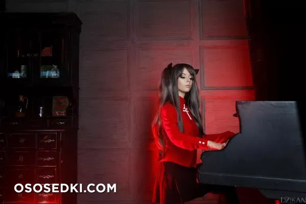 Helly Valentine (Disharmonica) - Photo 1