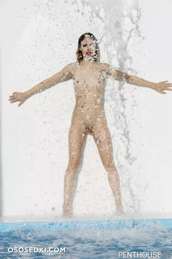 Ivy Wolfe  - Photo 575