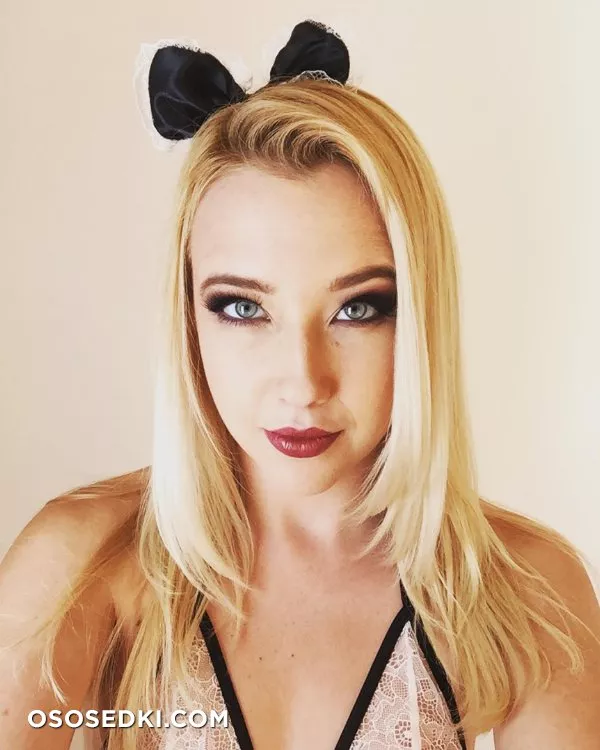 Samantha Rone - Photo 5