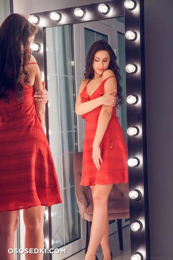 Angelina Socho - Photo 375